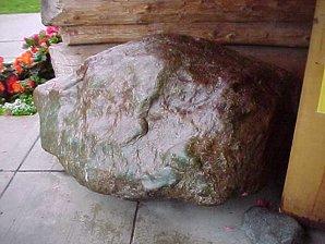 Huge jade rock Huge jade rock
